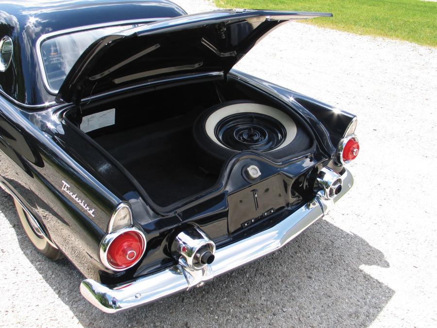 Багажник Ford Thunderbird (P5/40) 1955 года  (фото 66 из 128)